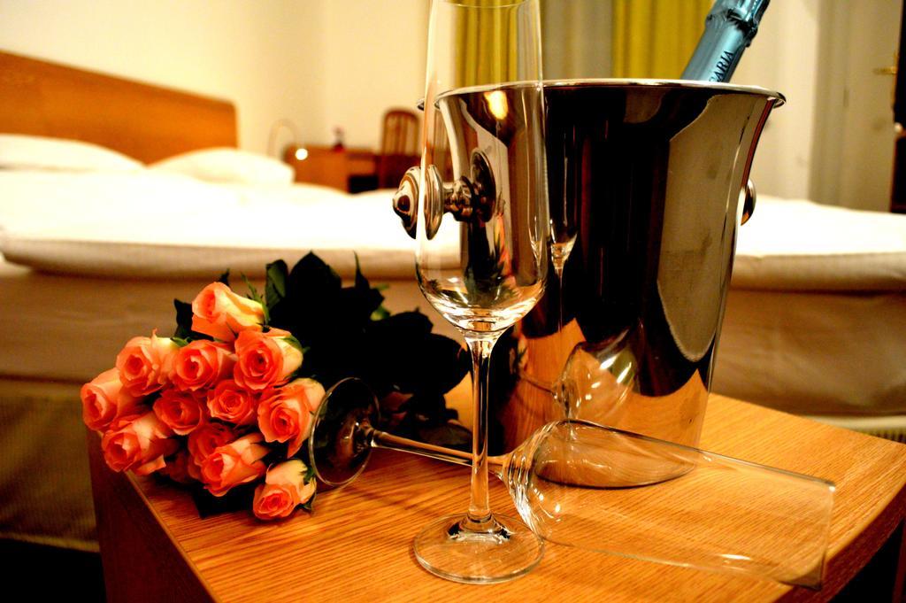 Hotel Matrix Szeged Ngoại thất bức ảnh
