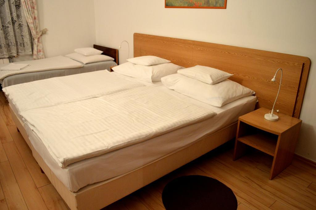 Hotel Matrix Szeged Ngoại thất bức ảnh