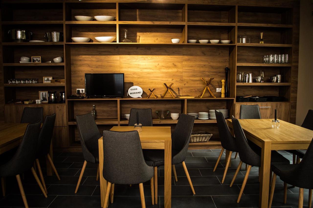 Hotel Matrix Szeged Ngoại thất bức ảnh