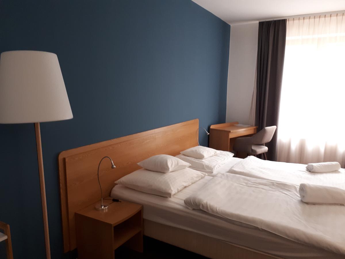 Hotel Matrix Szeged Ngoại thất bức ảnh