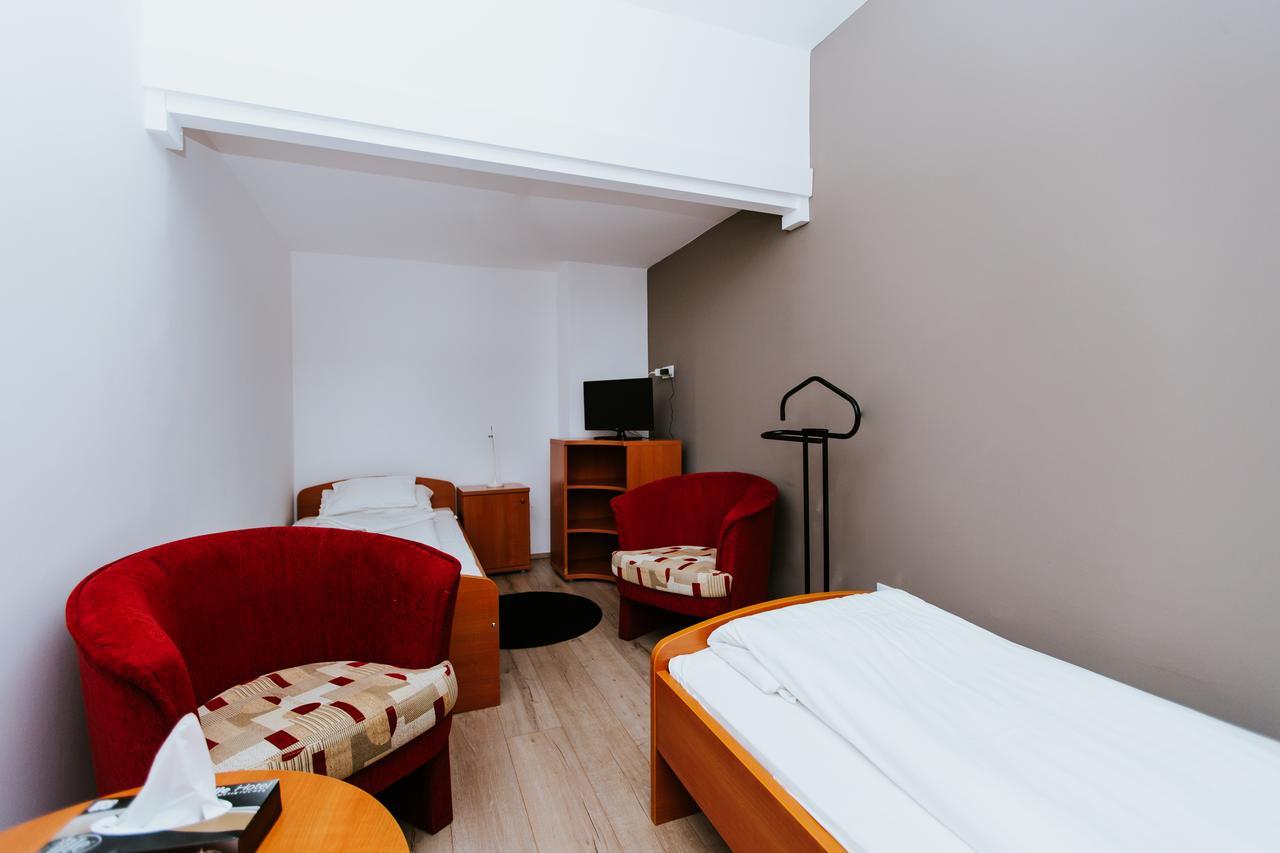 Hotel Matrix Szeged Ngoại thất bức ảnh