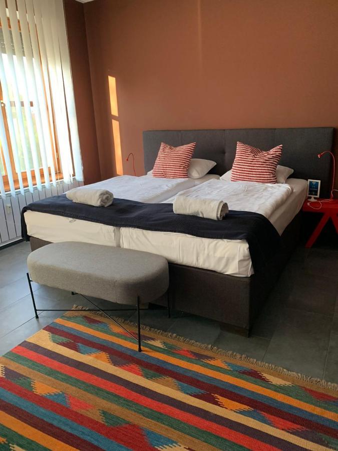 Hotel Matrix Szeged Ngoại thất bức ảnh