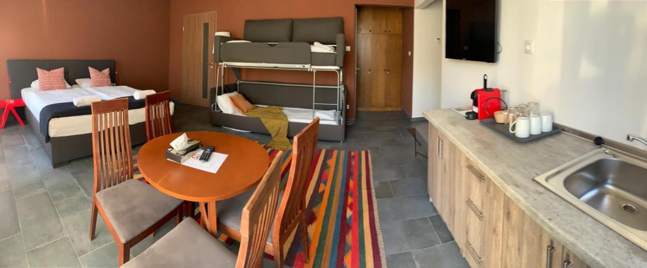 Hotel Matrix Szeged Ngoại thất bức ảnh