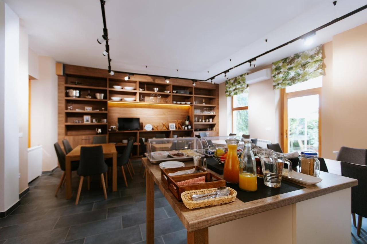 Hotel Matrix Szeged Ngoại thất bức ảnh